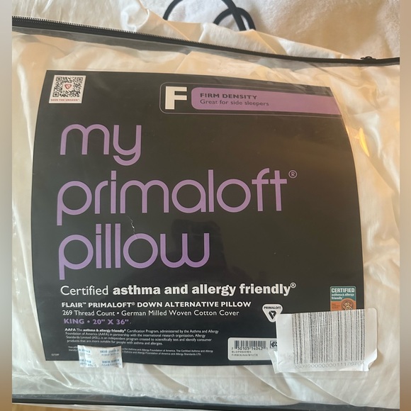 Bloomingdale’s Primaloft Pillow King Set - Picture 7 of 9
